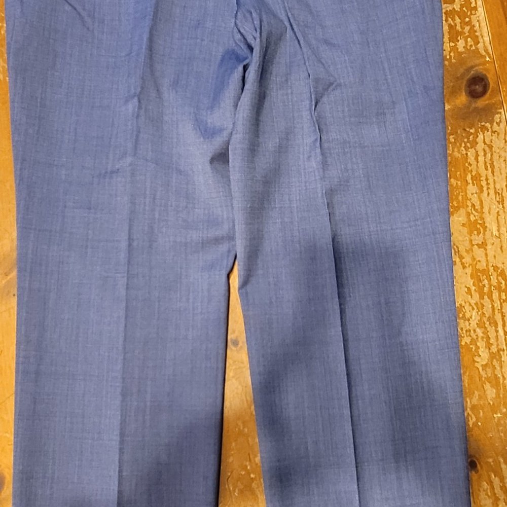 Hugo Boss Pants - Picture 4 of 7